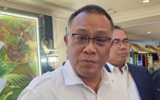 Menteri Lingkungan Hidup Muhammad Jumhur Hidayat