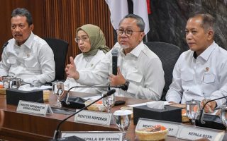konferensi-pers-gaji-manajer-kdkmp