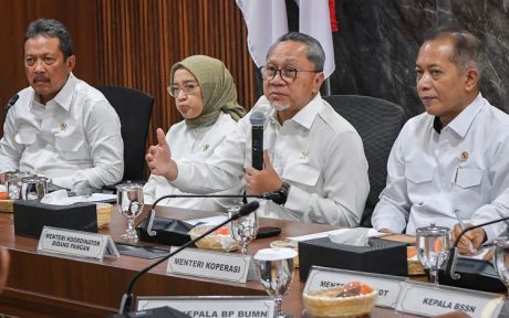 konferensi-pers-gaji-manajer-kdkmp