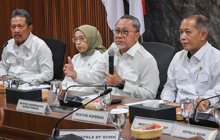 konferensi-pers-gaji-manajer-kdkmp